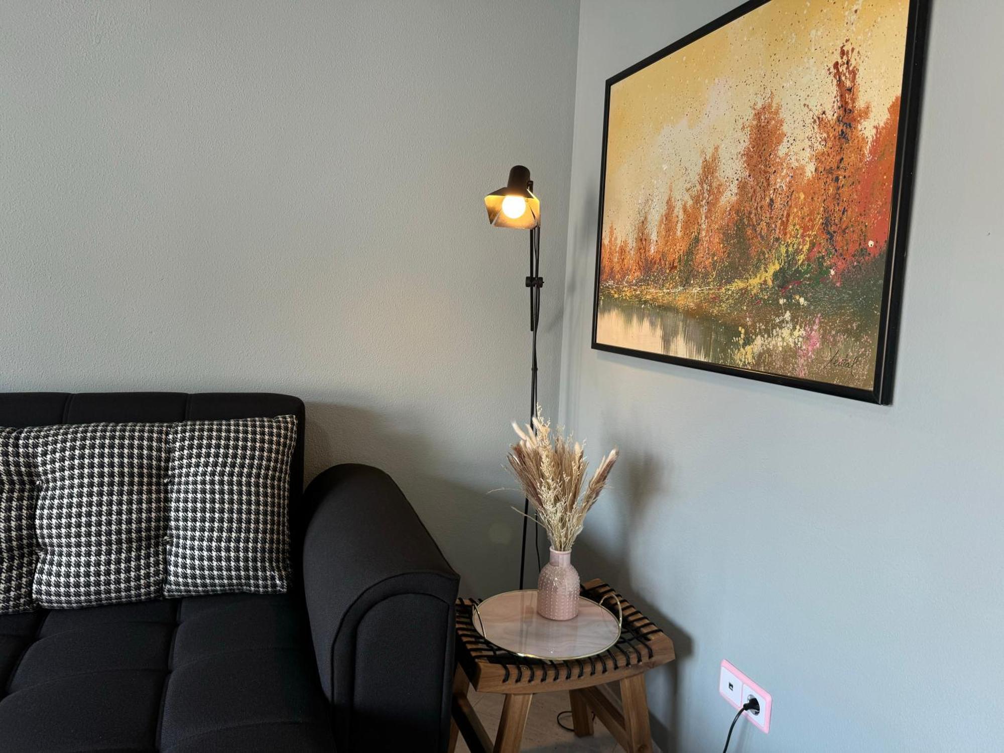 Apartment Oasis *